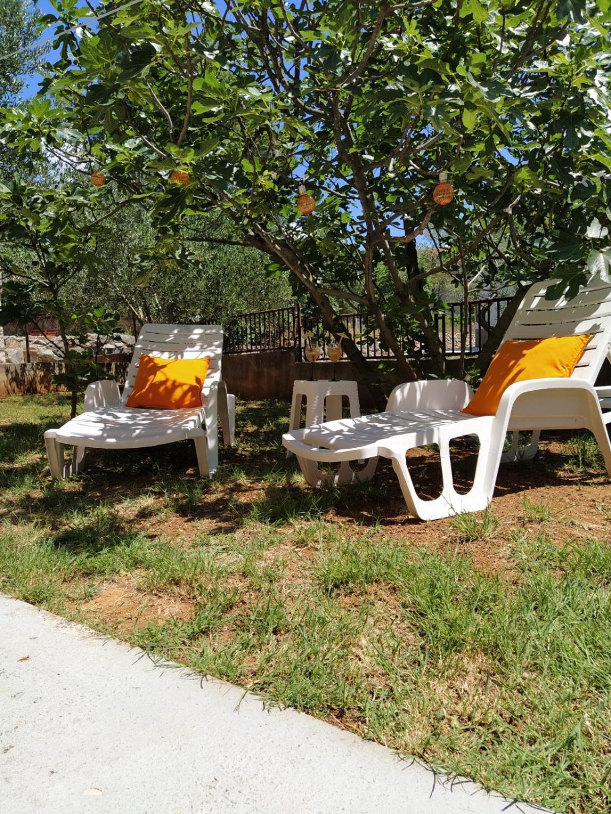Apartment Savic Starigrad Paklenica Ngoại thất bức ảnh