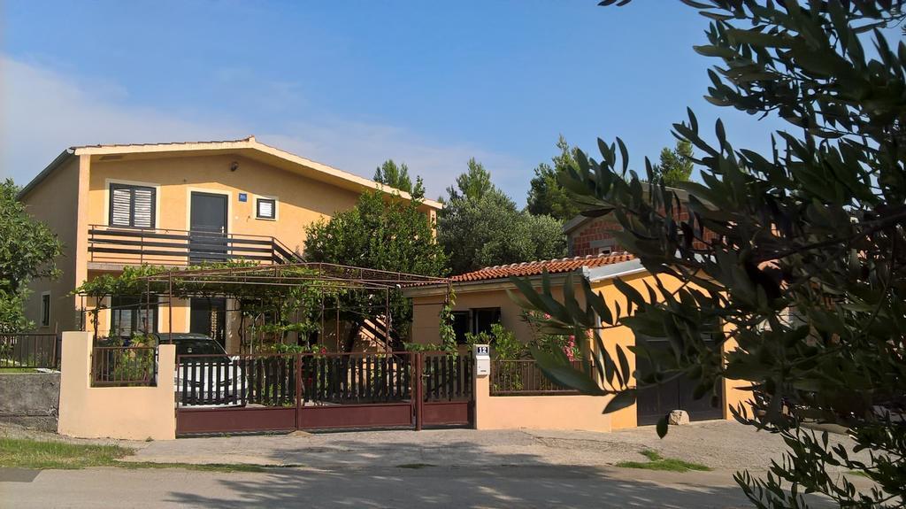 Apartment Savic Starigrad Paklenica Ngoại thất bức ảnh
