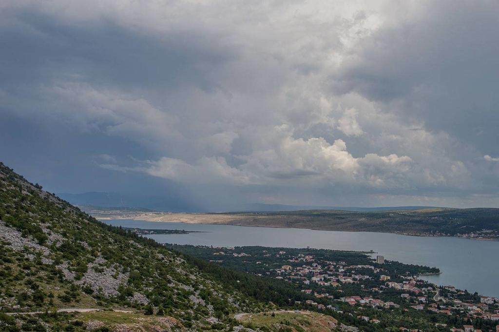 Apartment Savic Starigrad Paklenica Ngoại thất bức ảnh